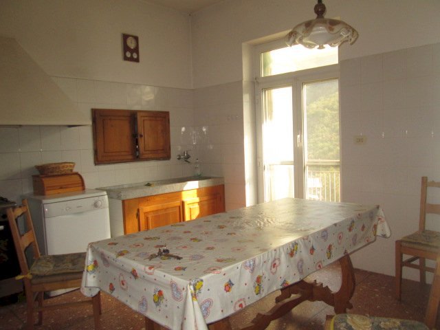 appartamento in vendita a Genova in zona Bavari