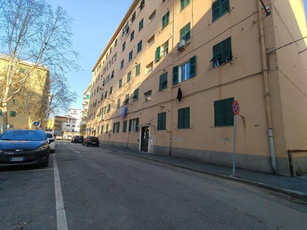 appartamento in vendita a Genova in zona San Gottardo/Sant'Eusebio