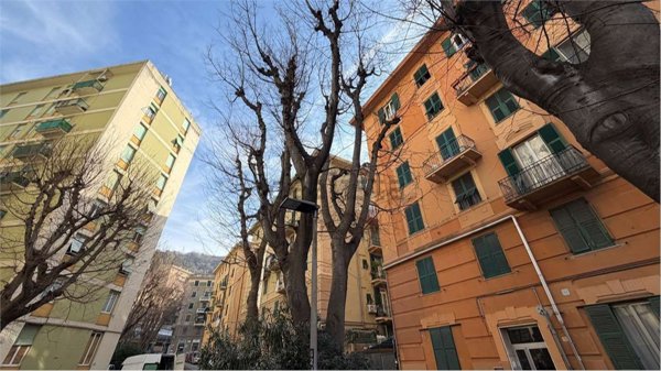 appartamento in vendita a Genova in zona Certosa