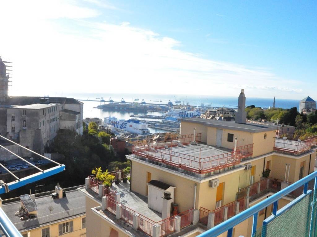 appartamento in vendita a Genova in zona DiNegro