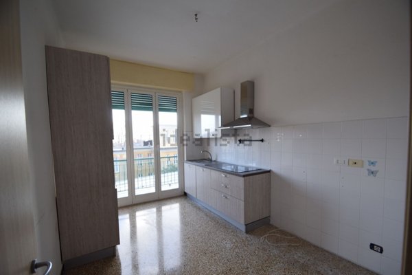 appartamento in vendita a Genova in zona Palmaro / Pra'