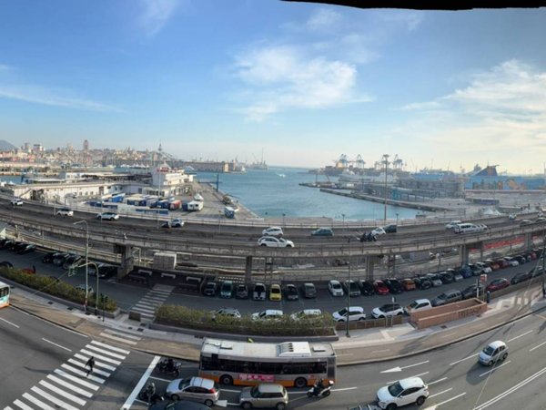 appartamento in vendita a Genova in zona DiNegro