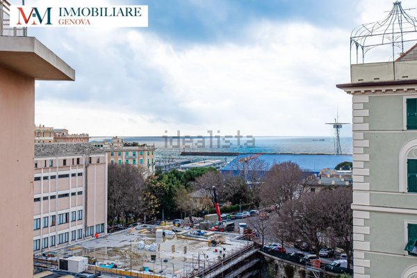 appartamento in vendita a Genova in zona Carignano