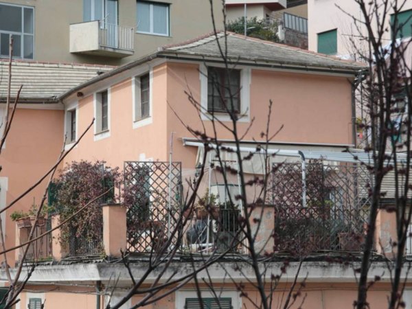 appartamento in vendita a Genova in zona Sturla