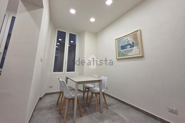 appartamento in vendita a Genova in zona Sottoripa / Maddalena / Molo