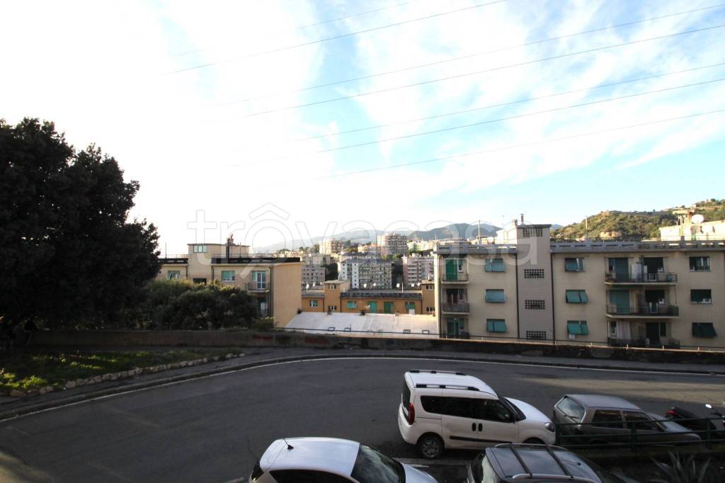 appartamento in vendita a Genova in zona Sampierdarena