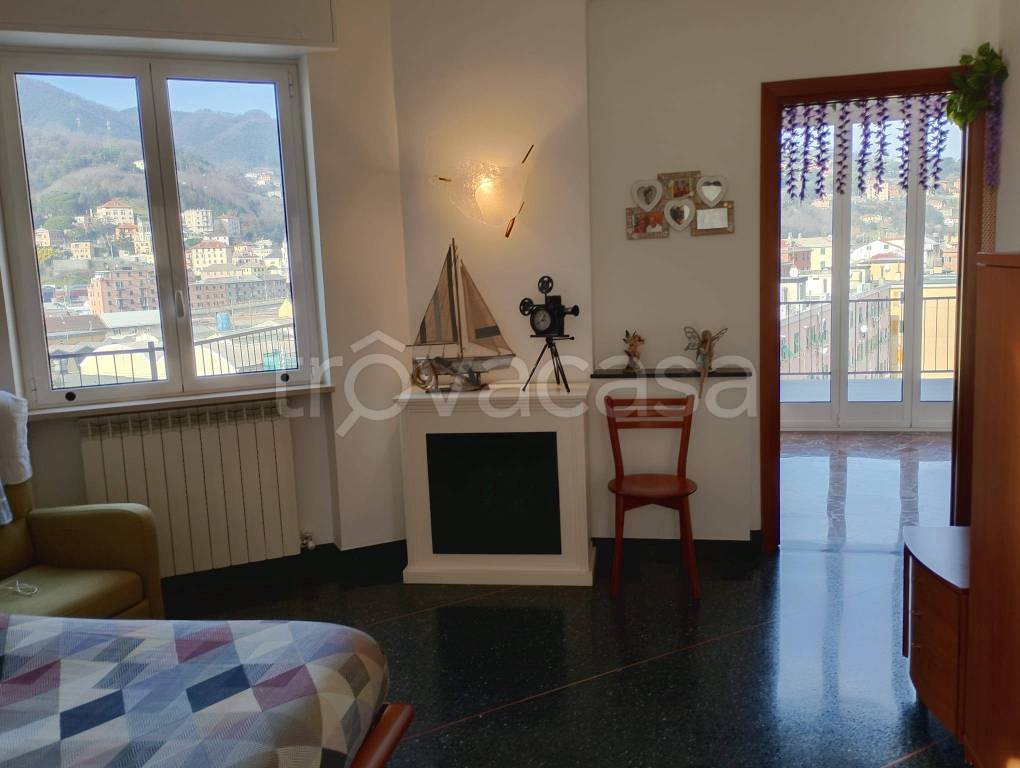 appartamento in vendita a Genova in zona Rivarolo