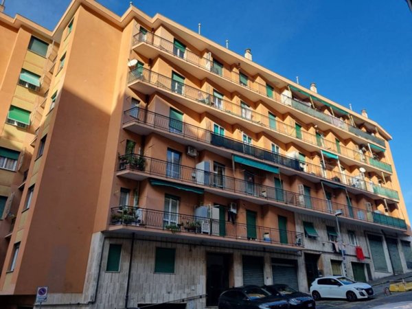 appartamento in vendita a Genova in zona Marassi
