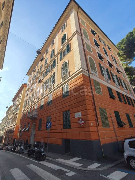 appartamento in vendita a Genova in zona Castelletto