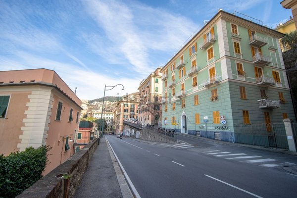 appartamento in vendita a Genova in zona Lagaccio / Granarolo