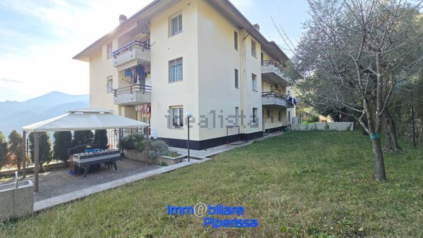 appartamento in vendita a Genova in zona Struppa