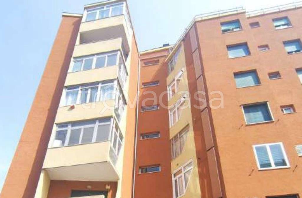 appartamento in vendita a Genova in zona Sampierdarena