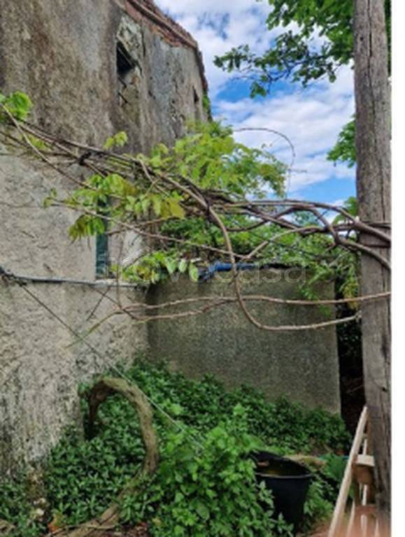 casa indipendente in vendita a Genova in zona Lagaccio / Granarolo