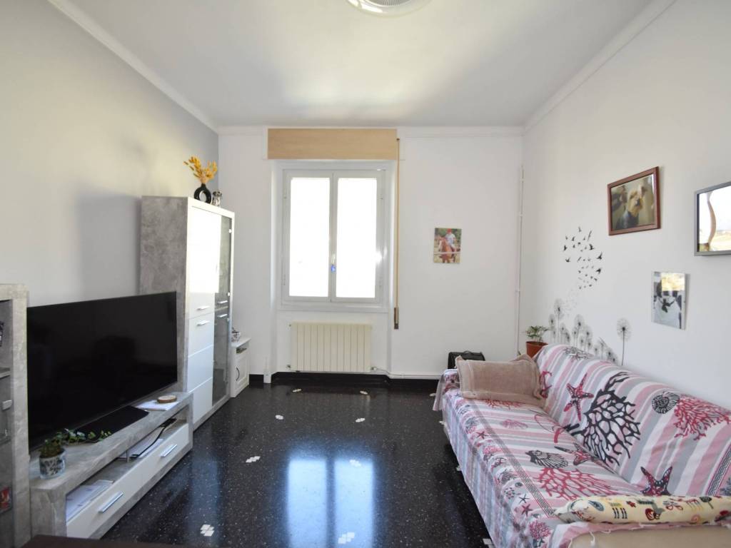 appartamento in vendita a Genova in zona Palmaro / Pra'