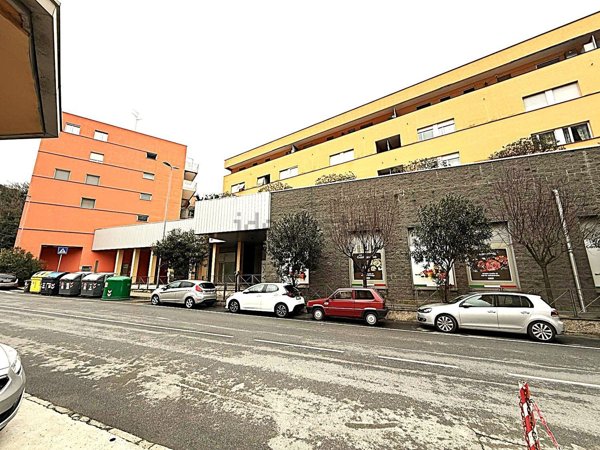 appartamento in vendita a Genova in zona Rivarolo