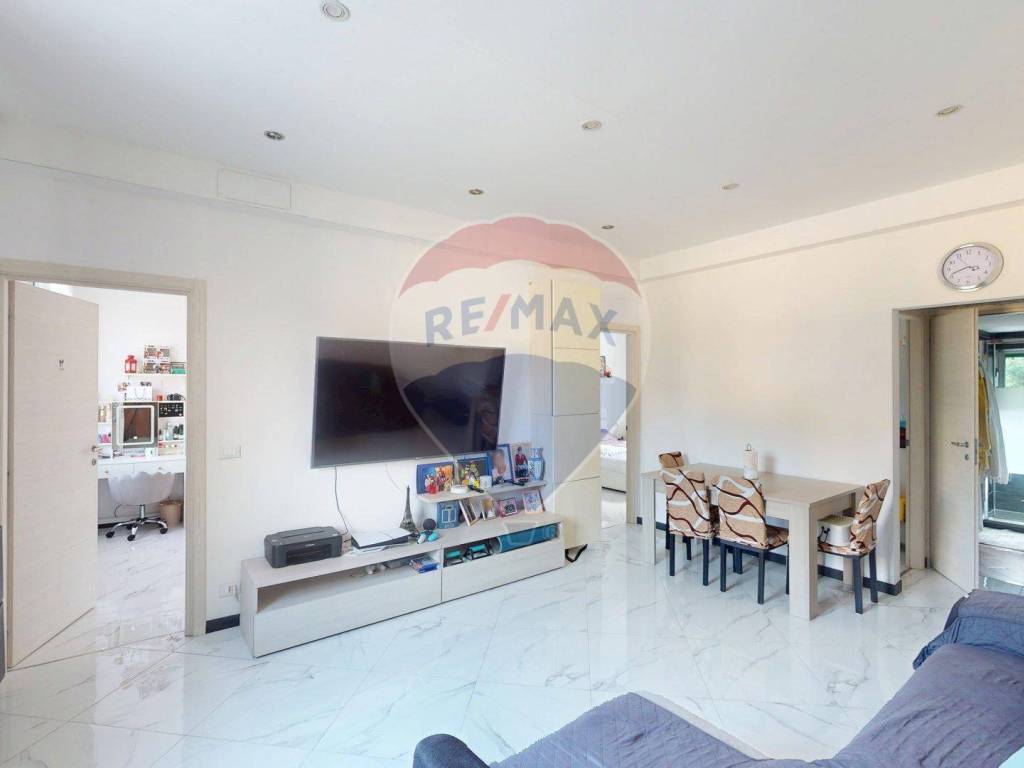 appartamento in vendita a Genova in zona Staglieno