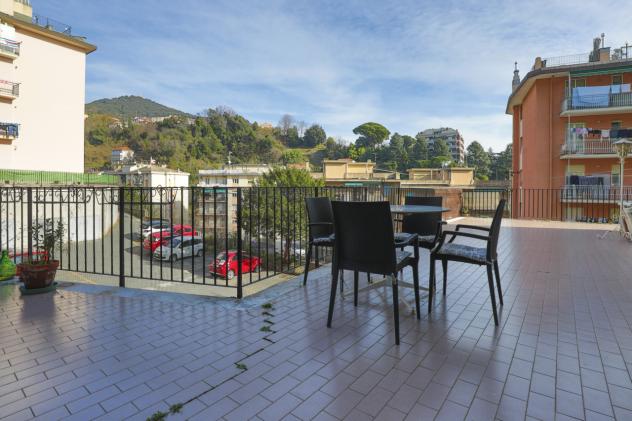 appartamento in vendita a Genova in zona Sestri Ponente