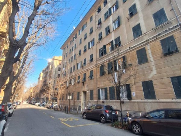 appartamento in vendita a Genova in zona Bolzaneto