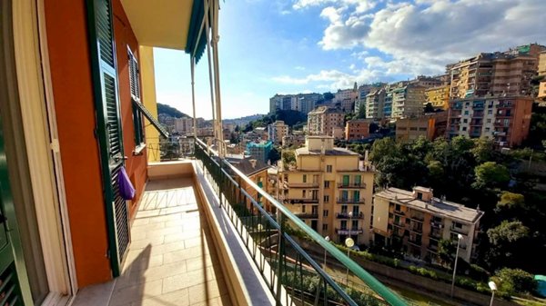 appartamento in vendita a Genova in zona Quezzi