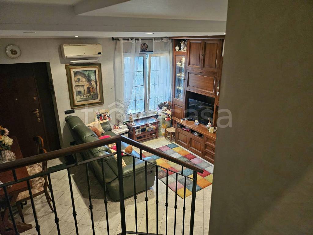 appartamento in vendita a Genova in zona Quezzi