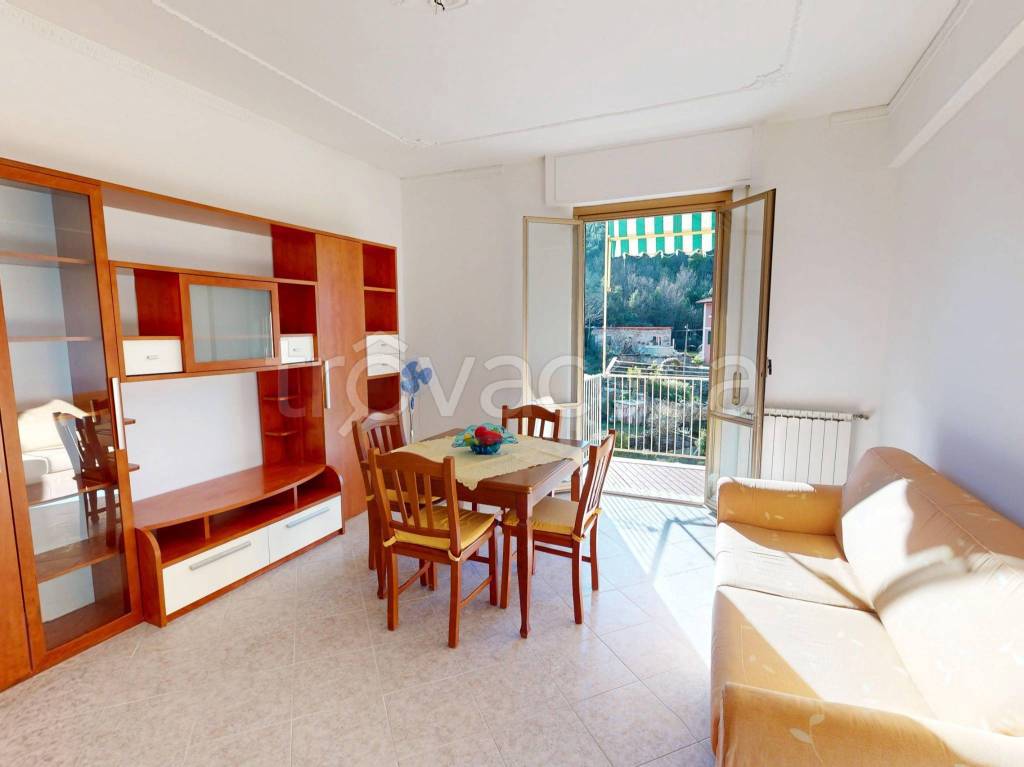 appartamento in vendita a Genova in zona Struppa