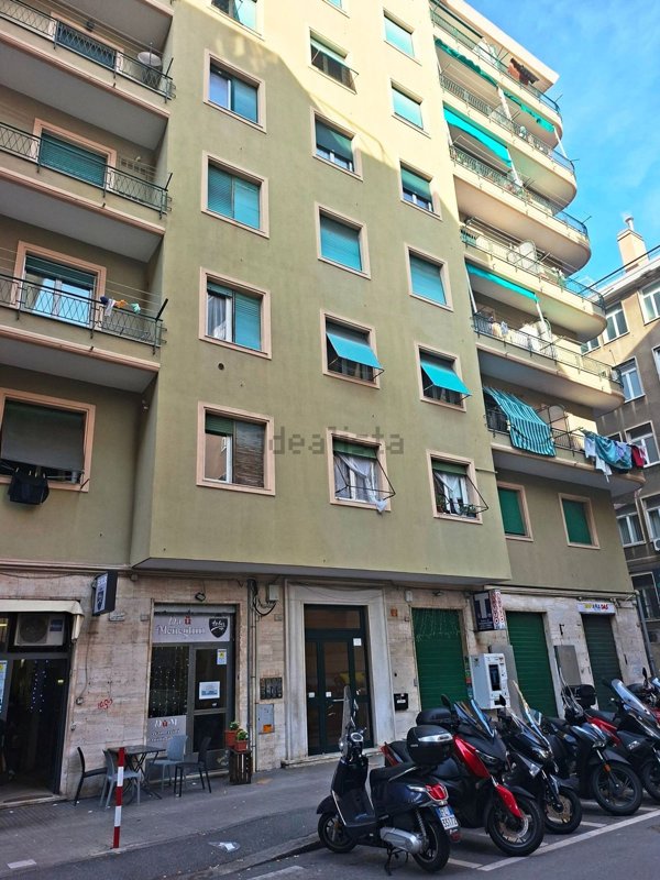 appartamento in vendita a Genova in zona Sampierdarena