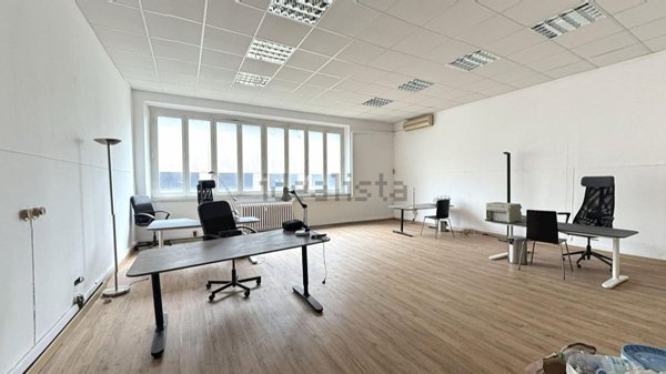 ufficio in vendita a Genova in zona DiNegro