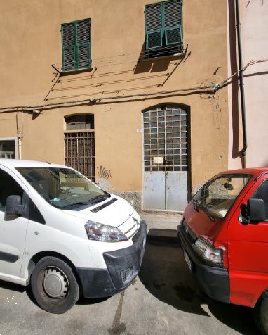 casa indipendente in vendita a Genova