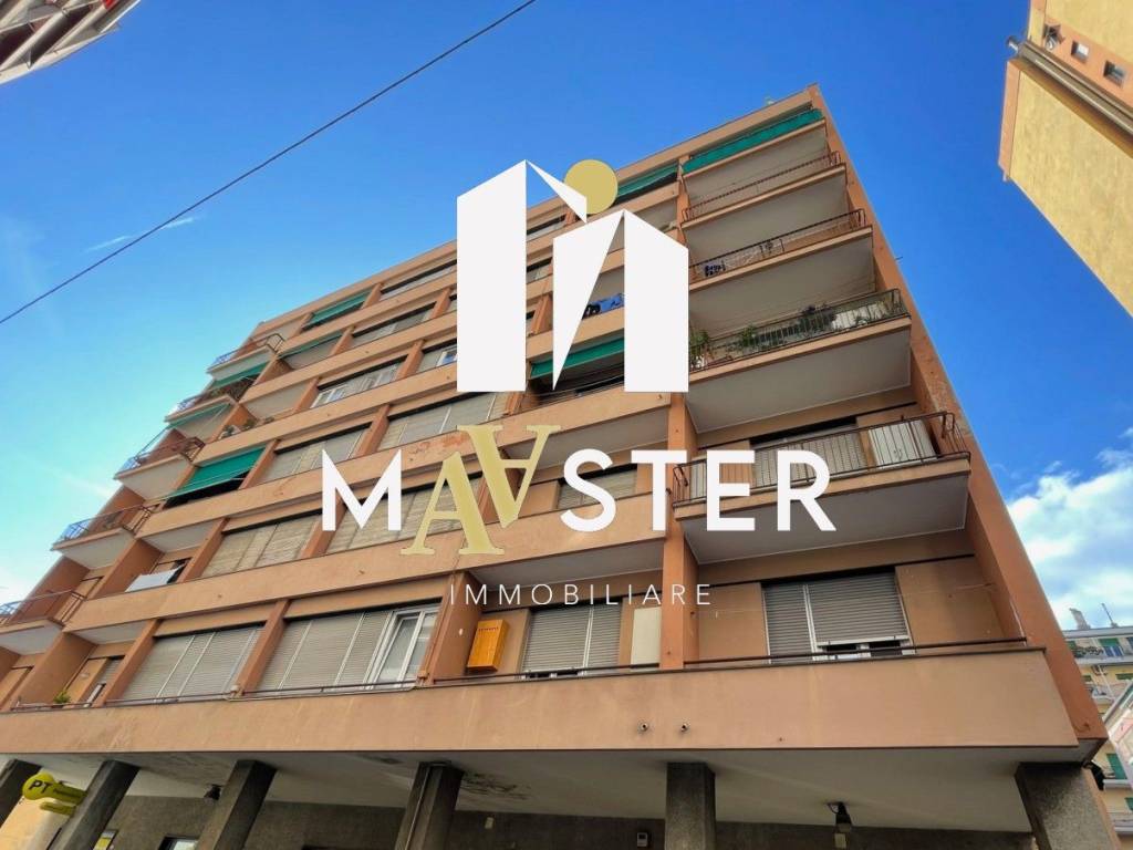 appartamento in vendita a Genova in zona Sestri Ponente