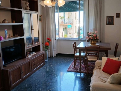 appartamento in vendita a Genova in zona Sestri Ponente