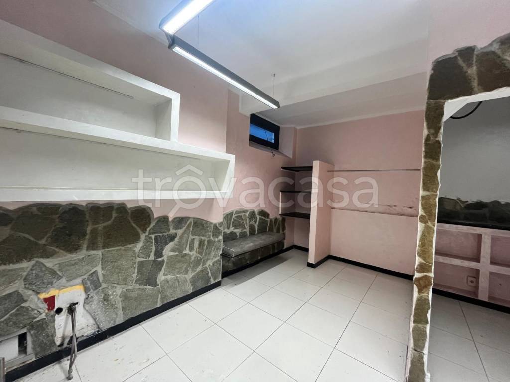 negozio in vendita a Genova