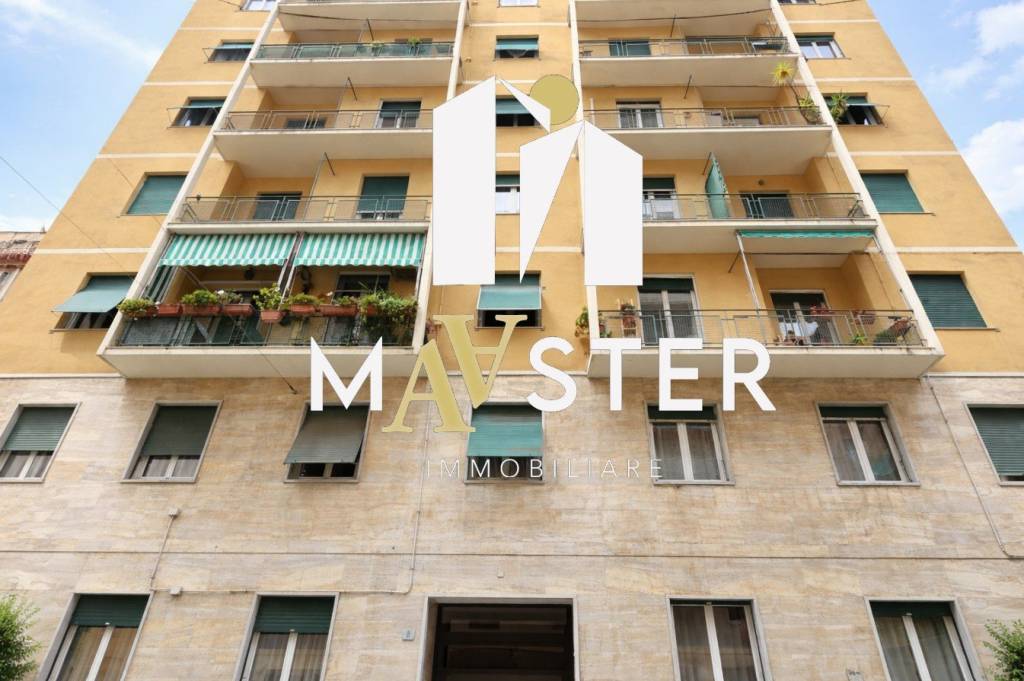 appartamento in vendita a Genova in zona Sestri Ponente