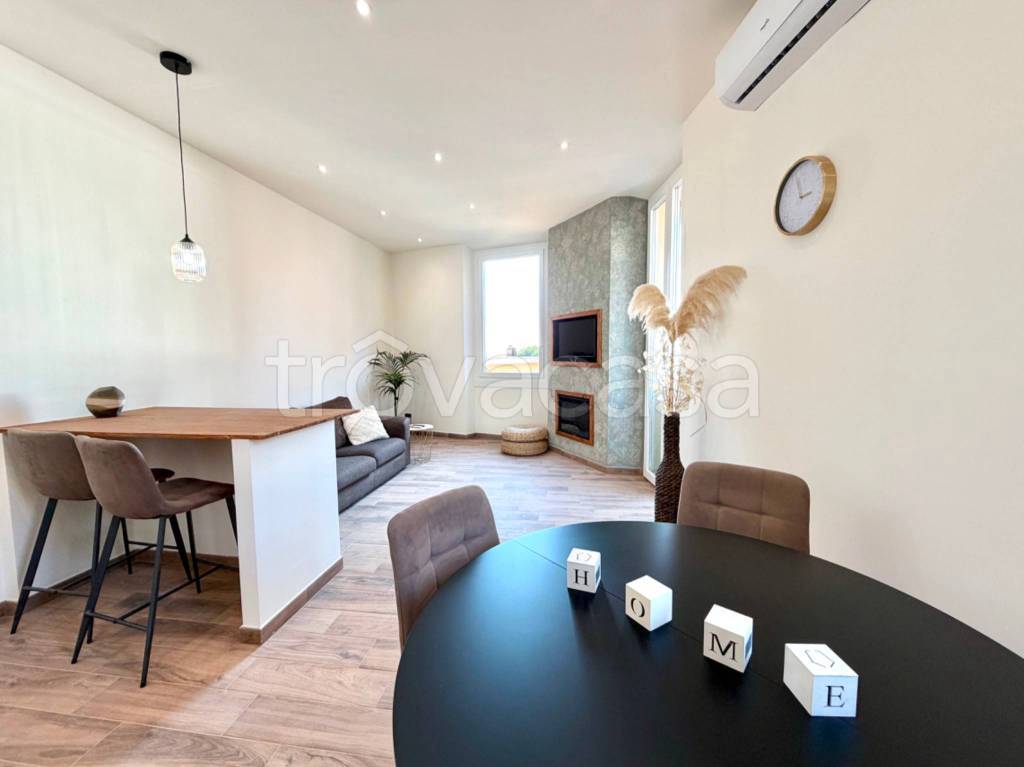 appartamento in vendita a Genova in zona Pegli