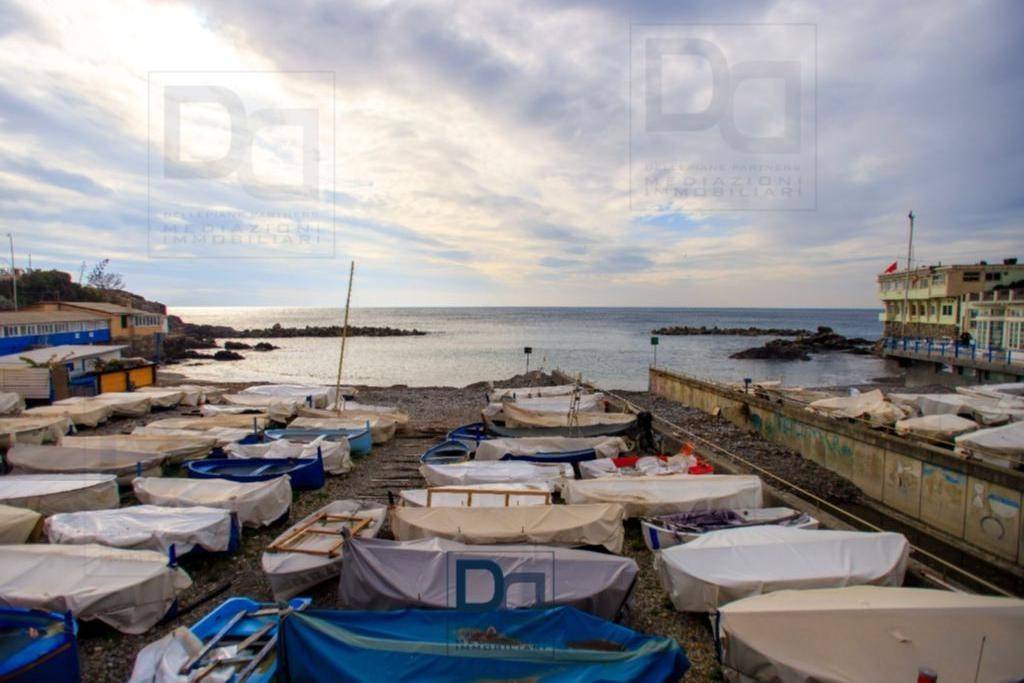 appartamento in vendita a Genova in zona Albaro
