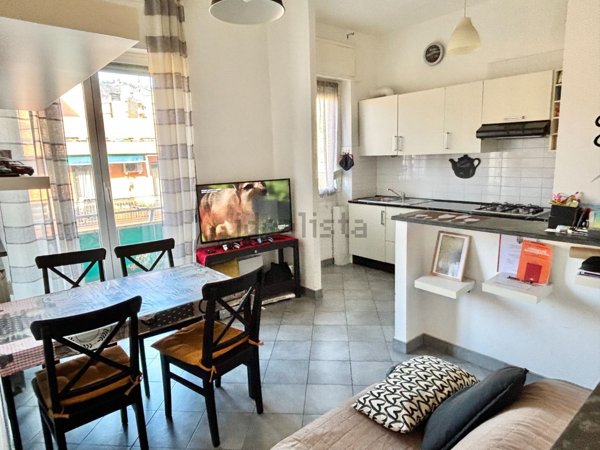 appartamento in vendita a Genova in zona Staglieno