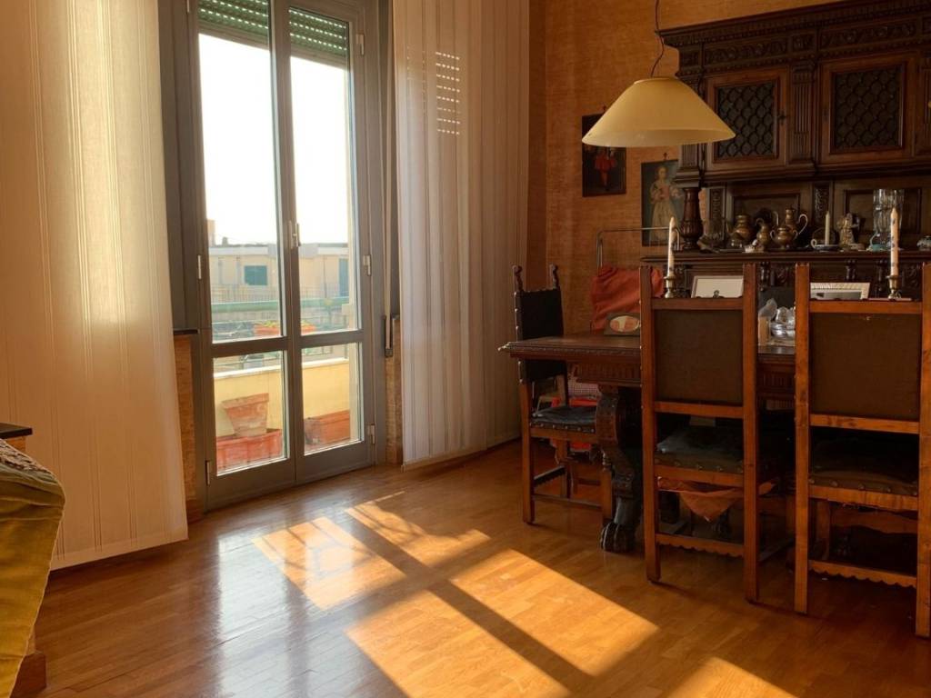 appartamento in vendita a Genova in zona Sestri Ponente