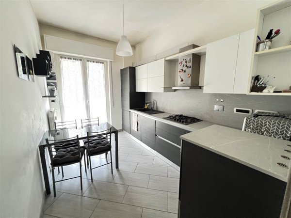 appartamento in vendita a Genova in zona Bolzaneto