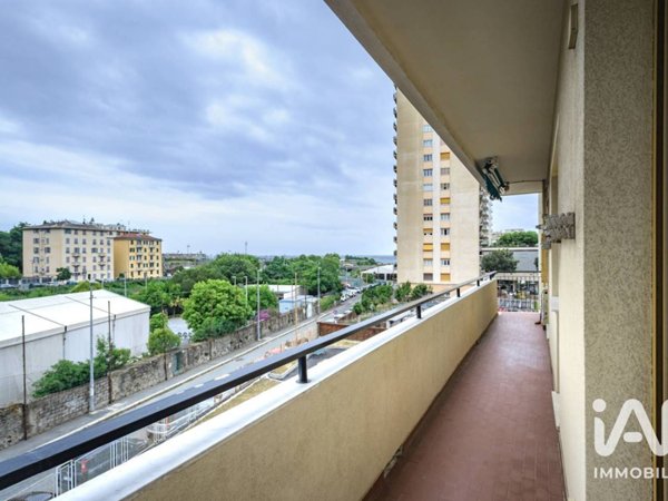appartamento in vendita a Genova in zona Pegli
