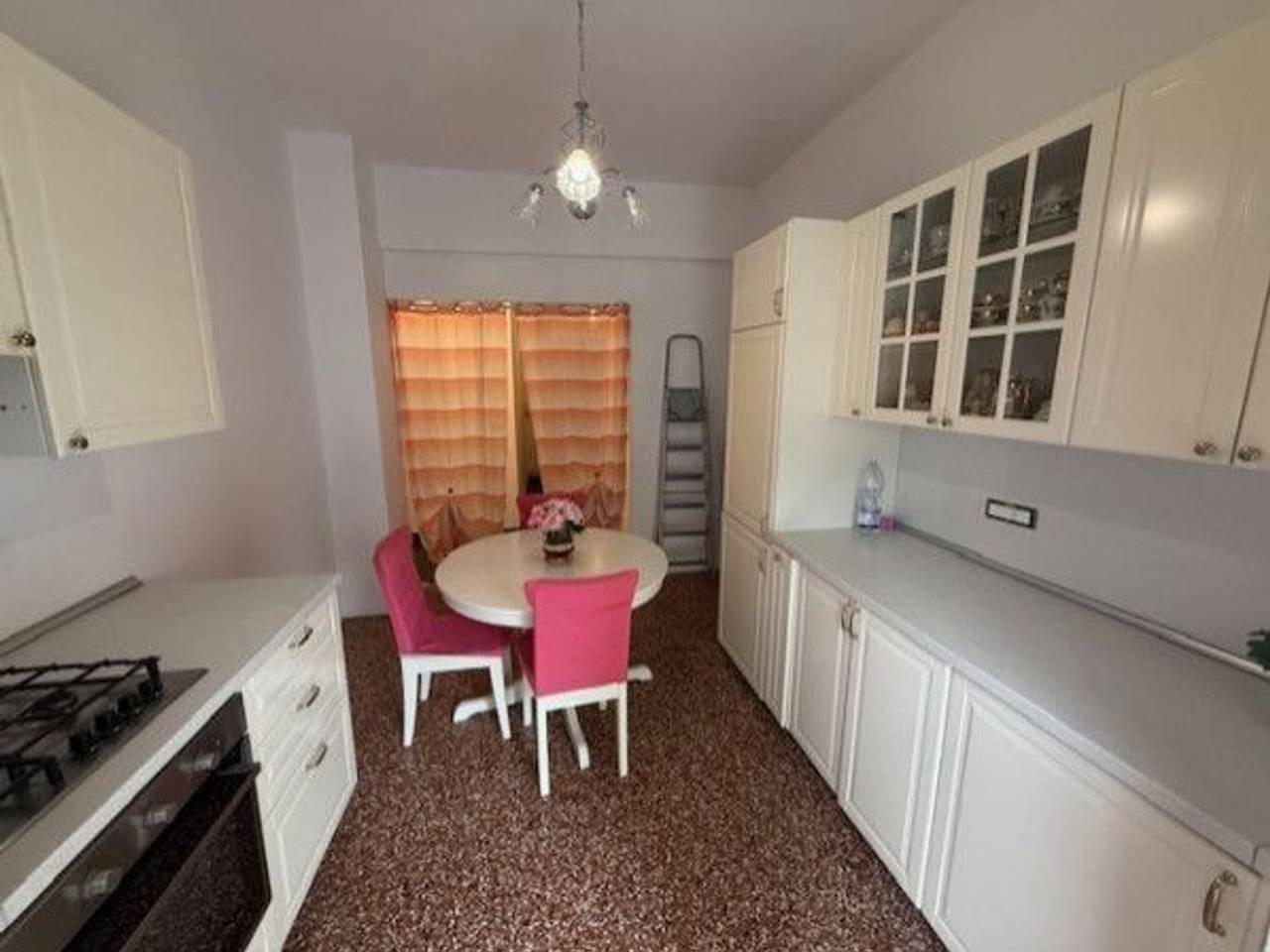 appartamento in vendita a Genova in zona Palmaro / Pra'