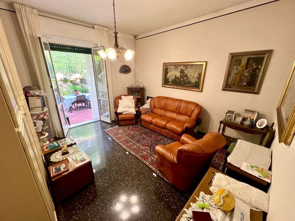 appartamento in vendita a Genova in zona Pegli