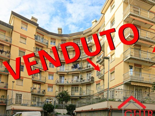 appartamento in vendita a Genova in zona Sestri Ponente