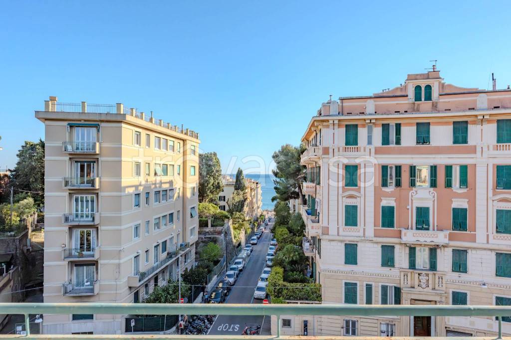 appartamento in vendita a Genova in zona Albaro