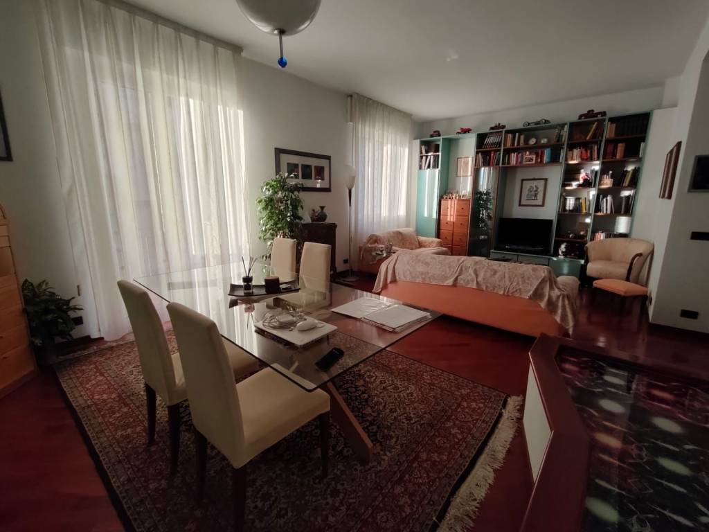 appartamento in vendita a Genova in zona Borzoli