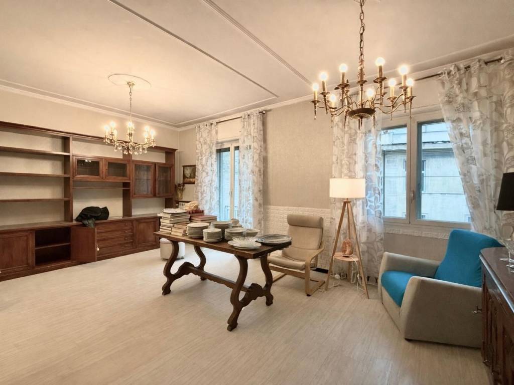 appartamento in vendita a Genova in zona Marassi