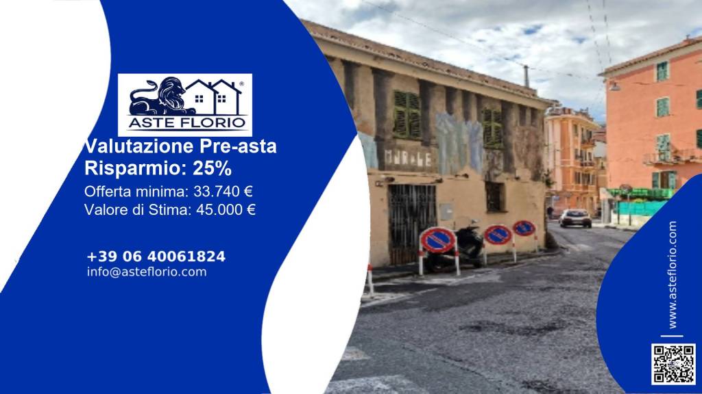 negozio in vendita a Genova in zona Sestri Ponente