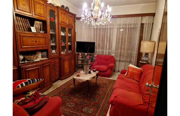 appartamento in vendita a Genova in zona Molassana