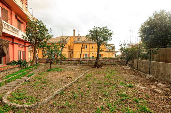 appartamento in vendita a Genova in zona Castelletto