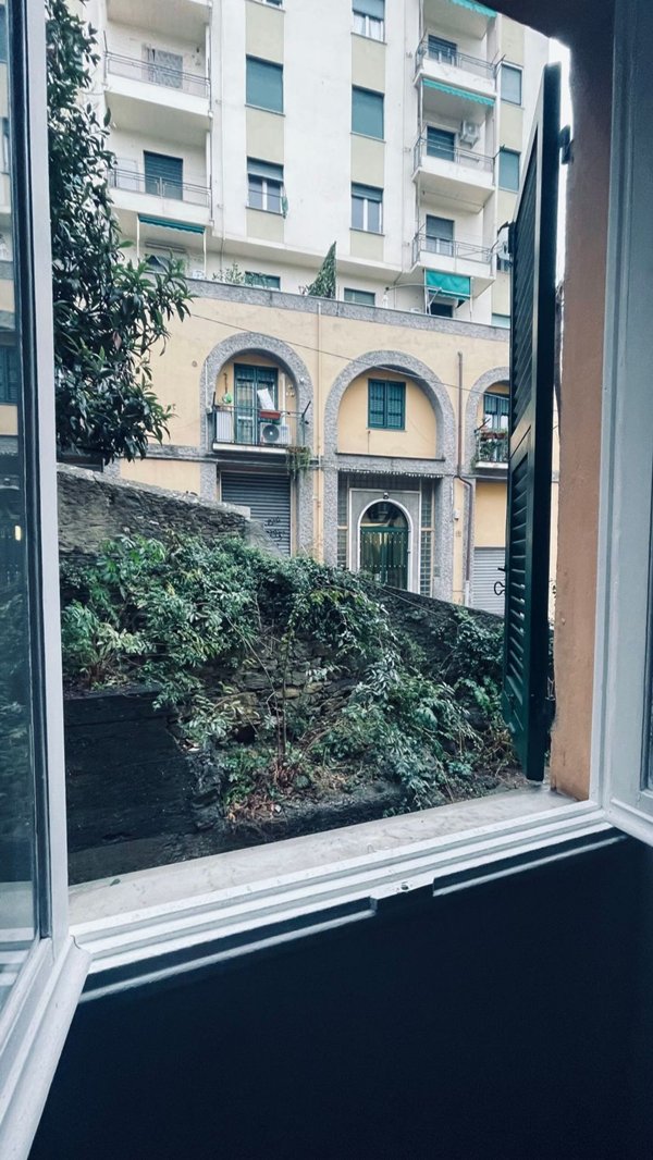 appartamento in vendita a Genova in zona Marassi