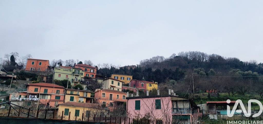 appartamento in vendita a Genova in zona Rivarolo