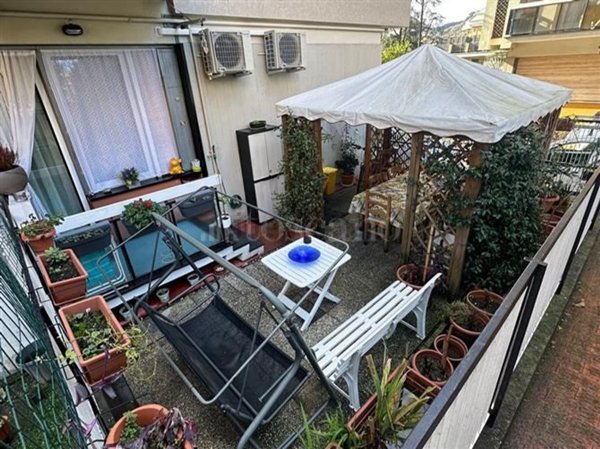 appartamento in vendita a Genova in zona Molassana